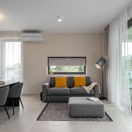 The Q Bliss - Your New 4-Star Hideaway With A Garage Rovinj Eksteriør bilde