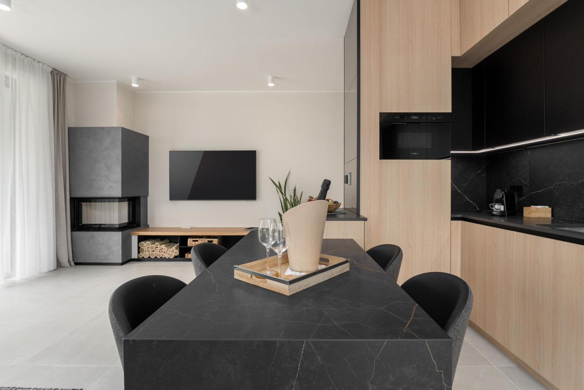 The Q Bliss - Your New 4-Star Hideaway With A Garage Rovinj Eksteriør bilde