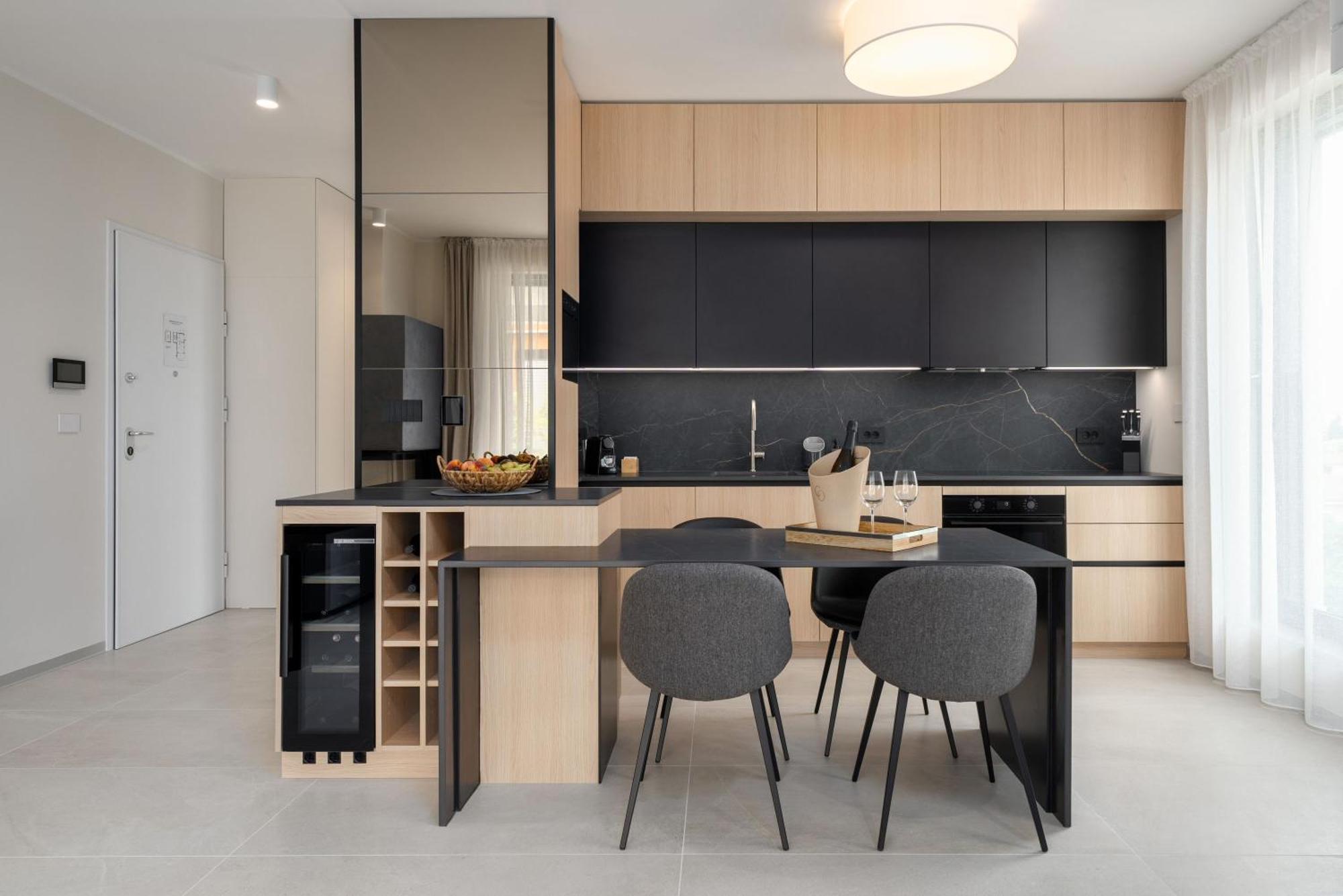 The Q Bliss - Your New 4-Star Hideaway With A Garage Rovinj Eksteriør bilde