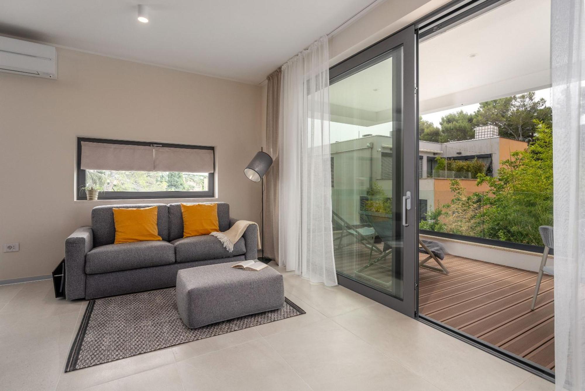 The Q Bliss - Your New 4-Star Hideaway With A Garage Rovinj Eksteriør bilde