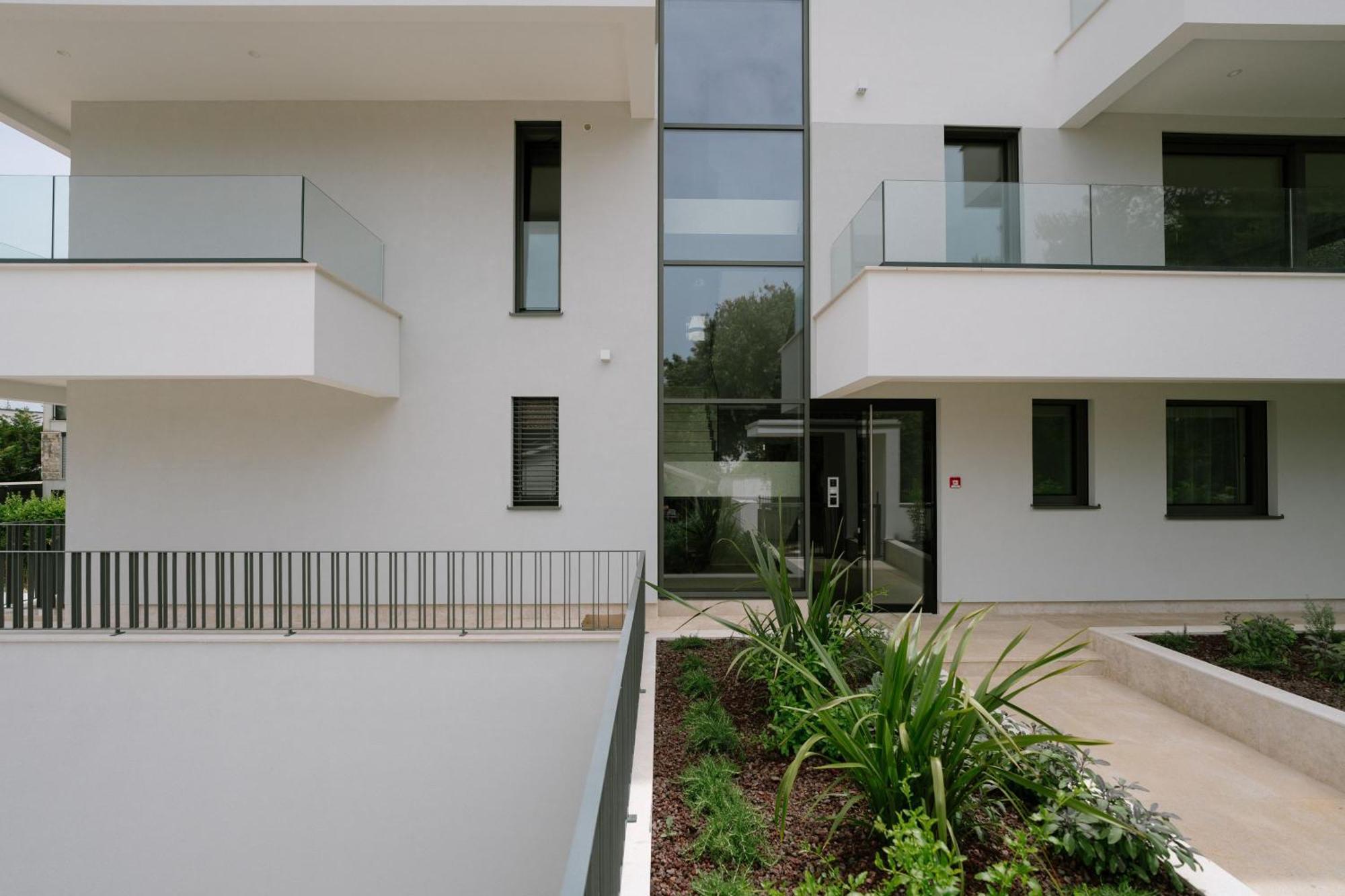 The Q Bliss - Your New 4-Star Hideaway With A Garage Rovinj Eksteriør bilde