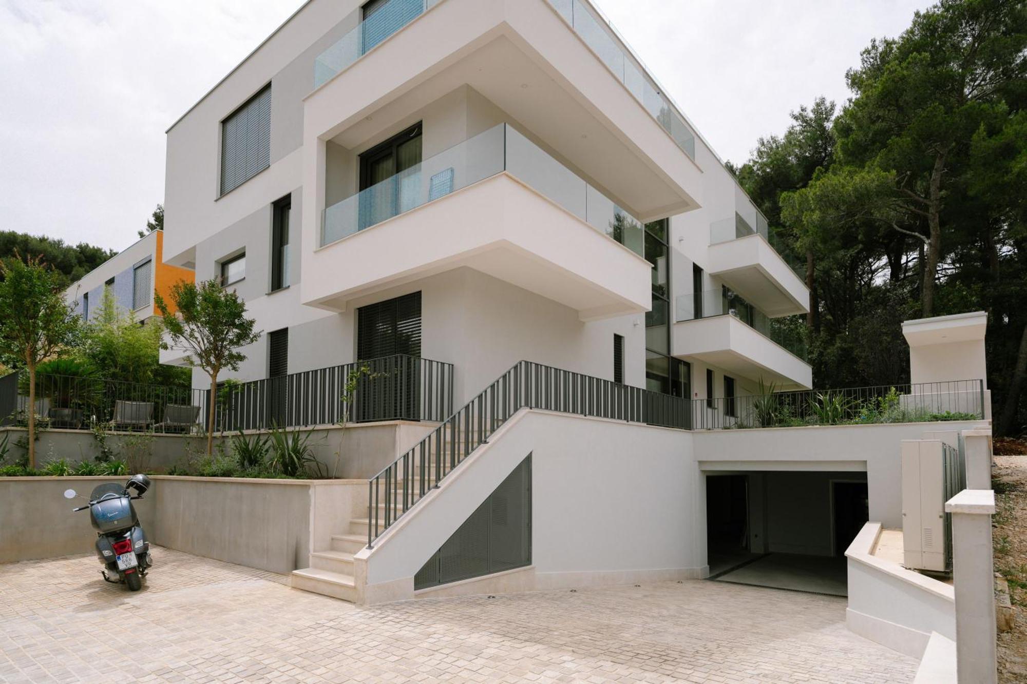 The Q Bliss - Your New 4-Star Hideaway With A Garage Rovinj Eksteriør bilde